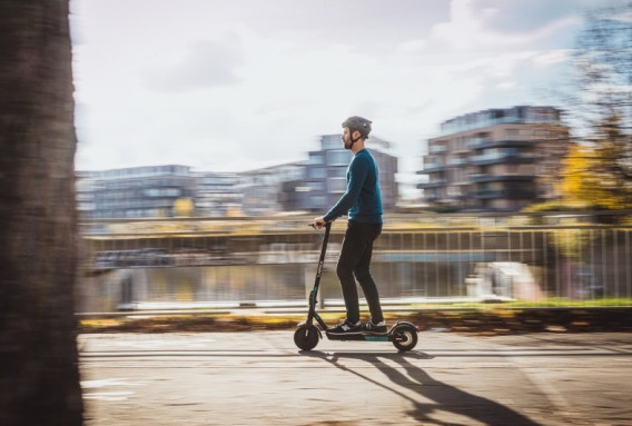 LAMAX E-Scooter S7500 Plus